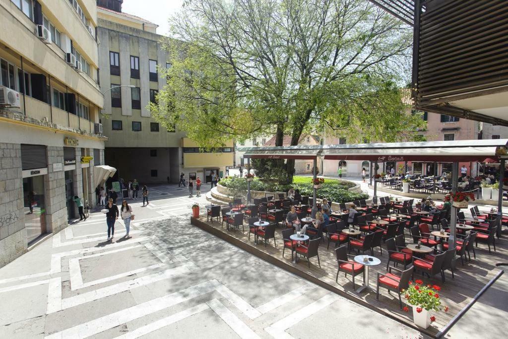 Ferienwohnung Enjoy Split Exterior foto