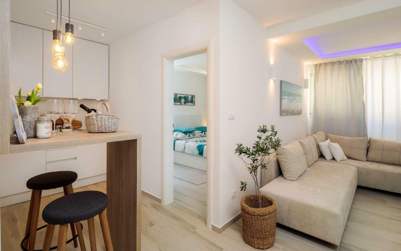 Ferienwohnung Enjoy Split Exterior foto